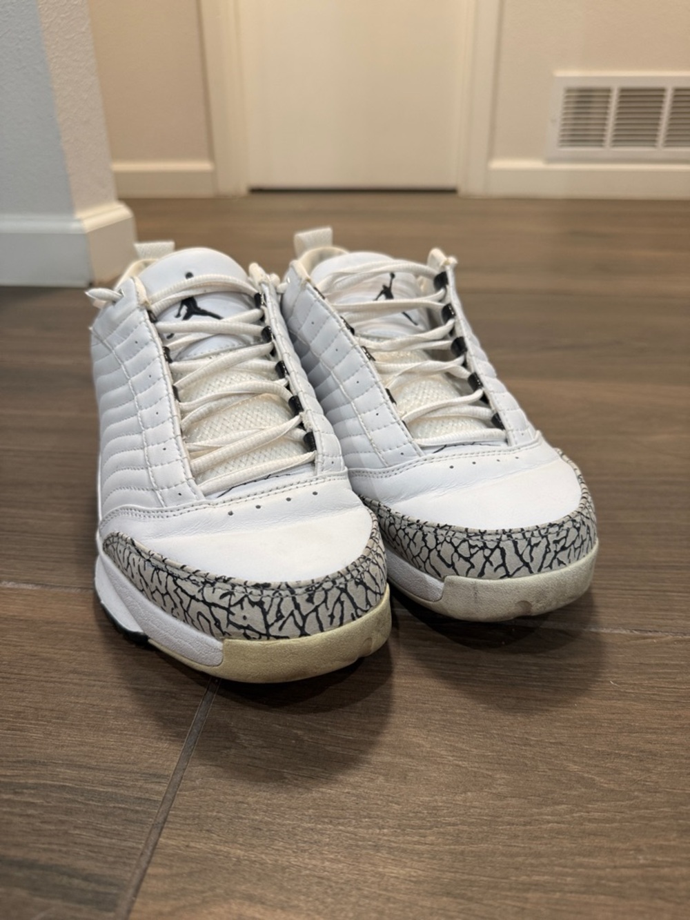 Jordan White Low-Top Sneakers with Grey Elephant Print men’s